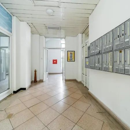 Zebrano Apartment Belgrade